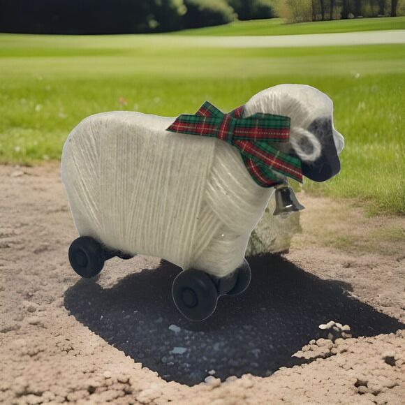 Primitive Wooly Lamb Sheep Holiday Figurine on Wheels Wood Body Bell Bow Vintage - Picture 15 of 15